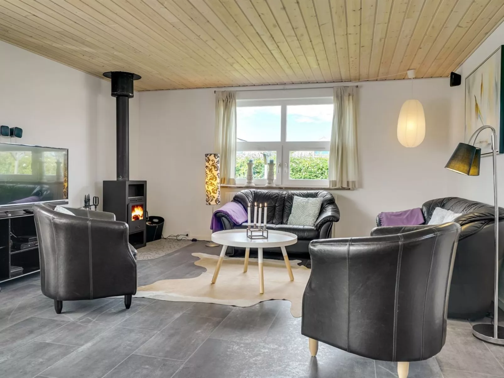 "Swipdagh" - 600m from the sea-Inside