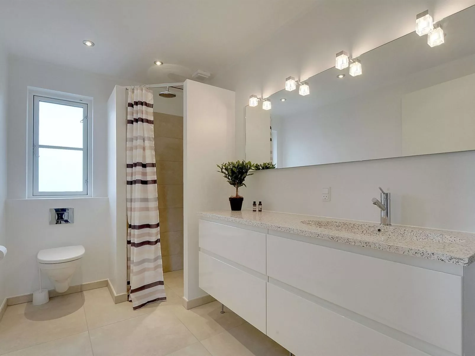 "Dorte" - 200m from the sea-Inside