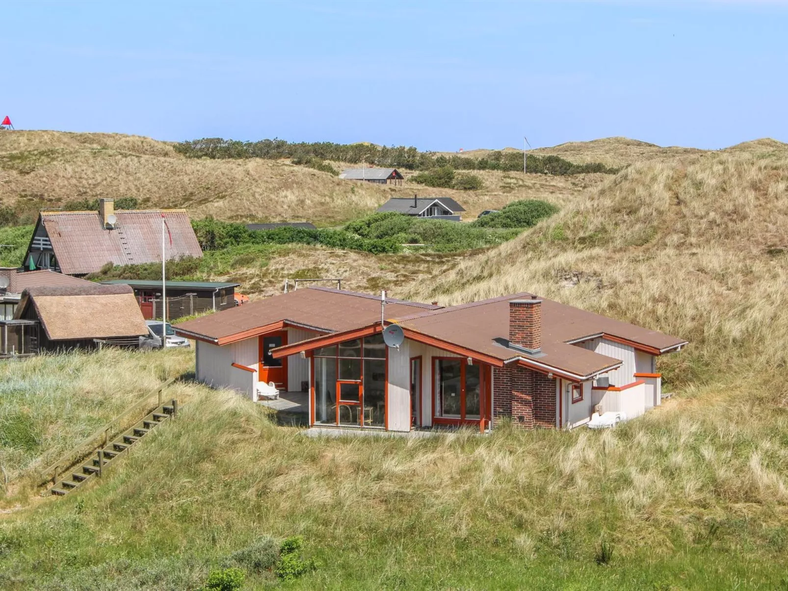 "Jorma" - 250m to the fjord-Outside