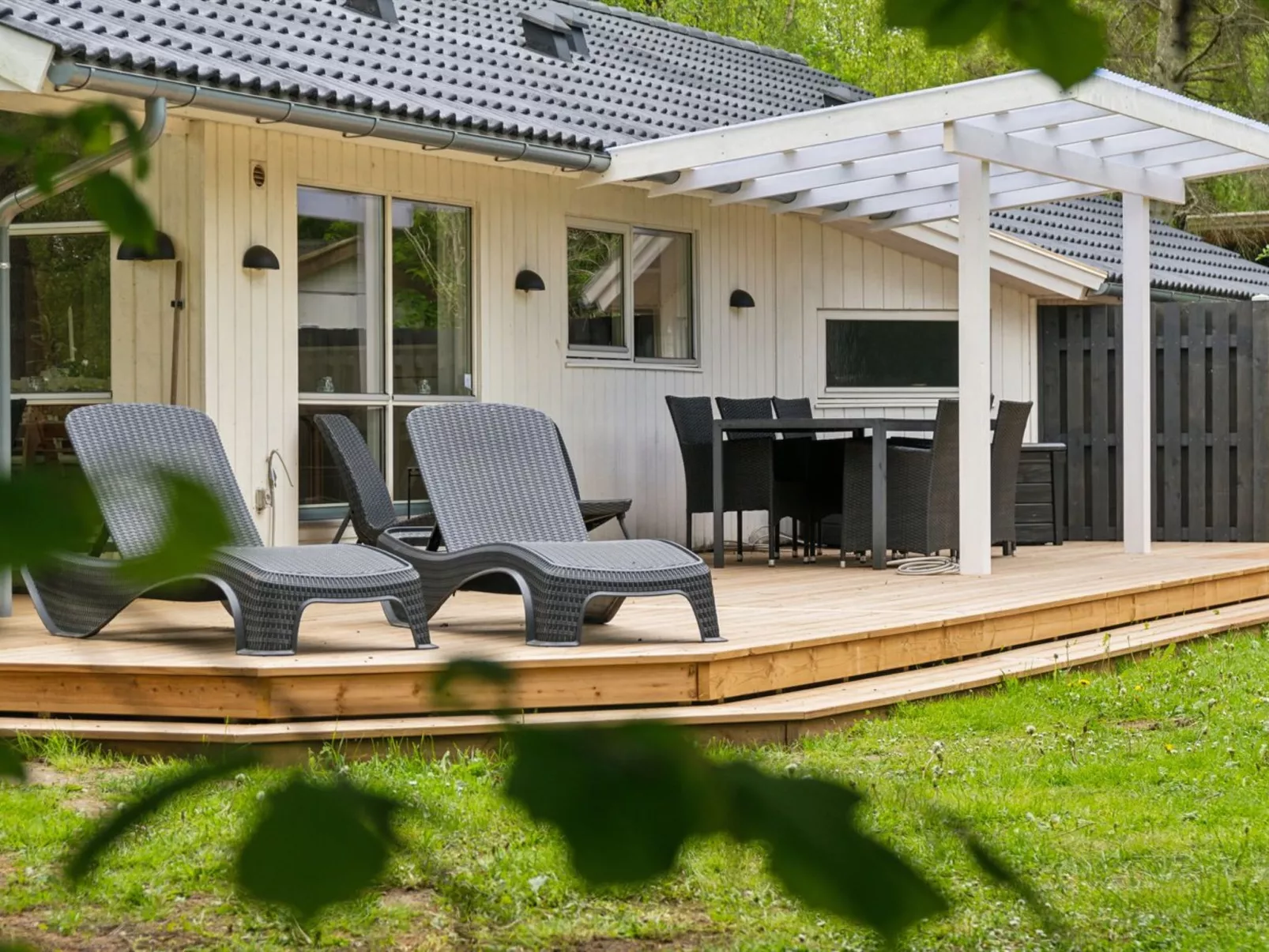 "Juke" - 425m from the sea-Outside