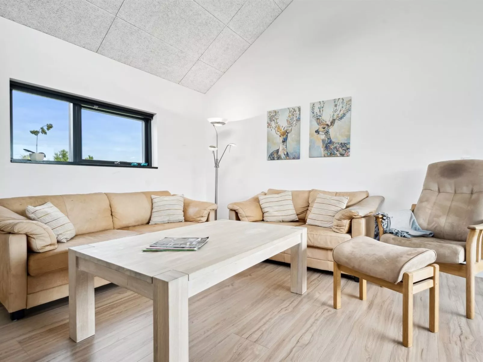 "Amdi" - 700m from the sea-Drinnen