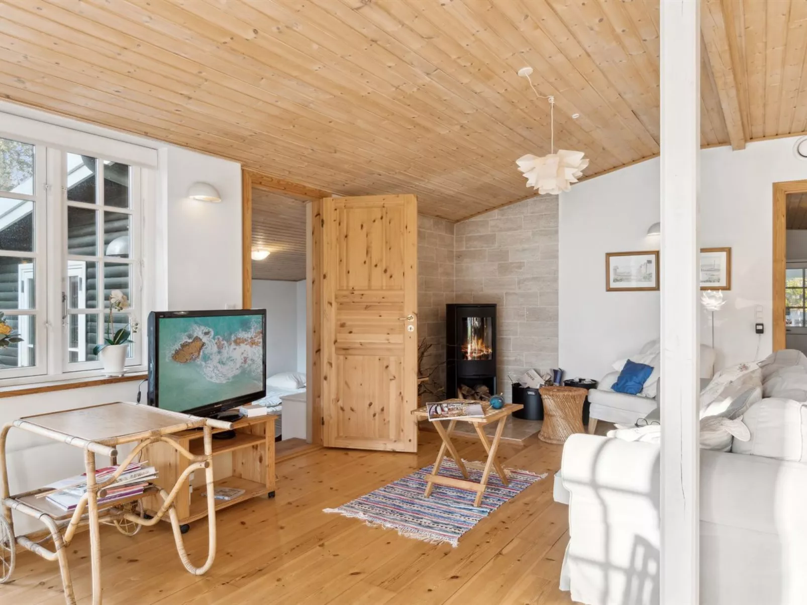 "Rami" - 2km from the sea-Inside