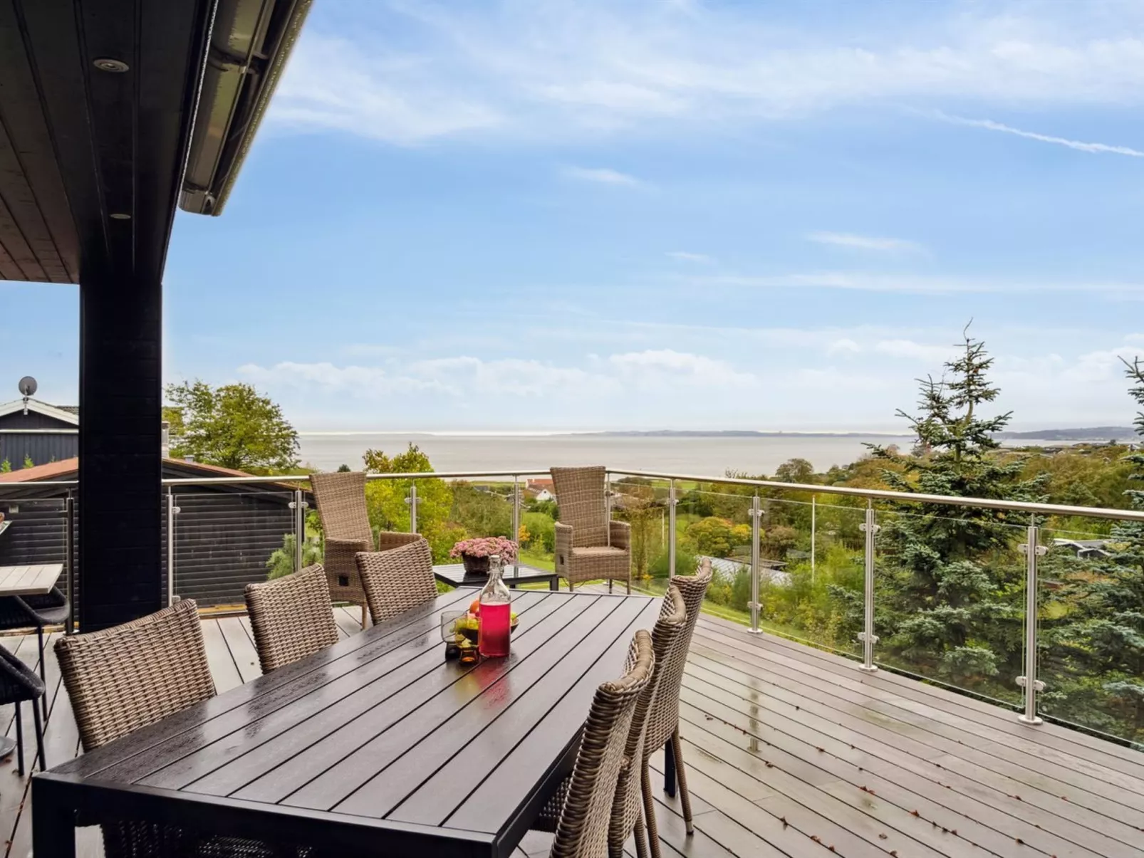 "Iarund" - 600m from the sea-Outside