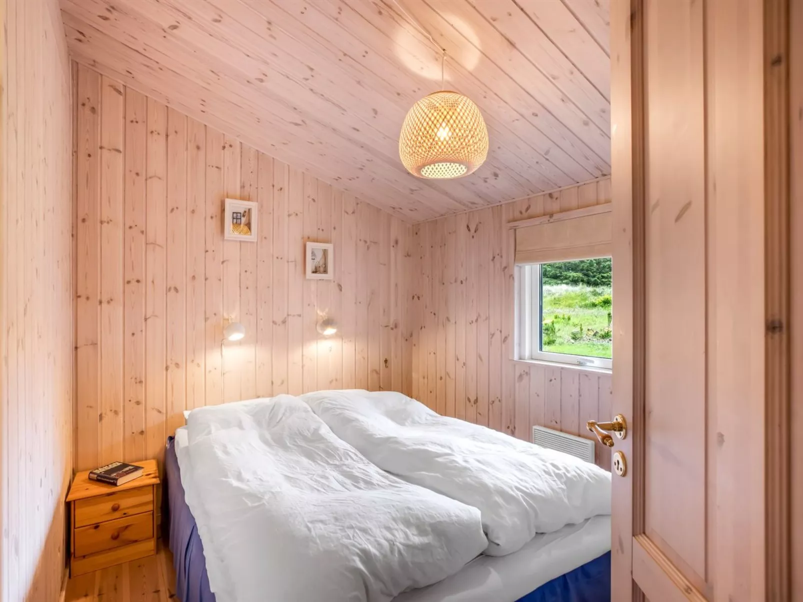 "Thrineke" - 600m from the sea-Inside