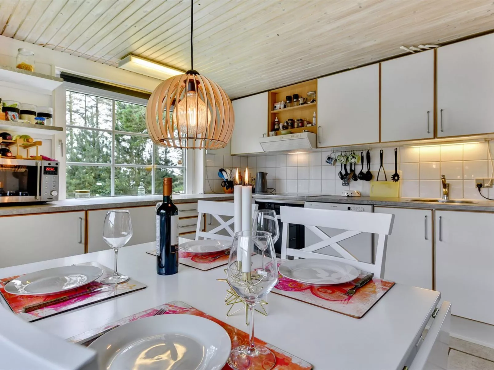 "Annelisa" - 200m to the fjord-Inside