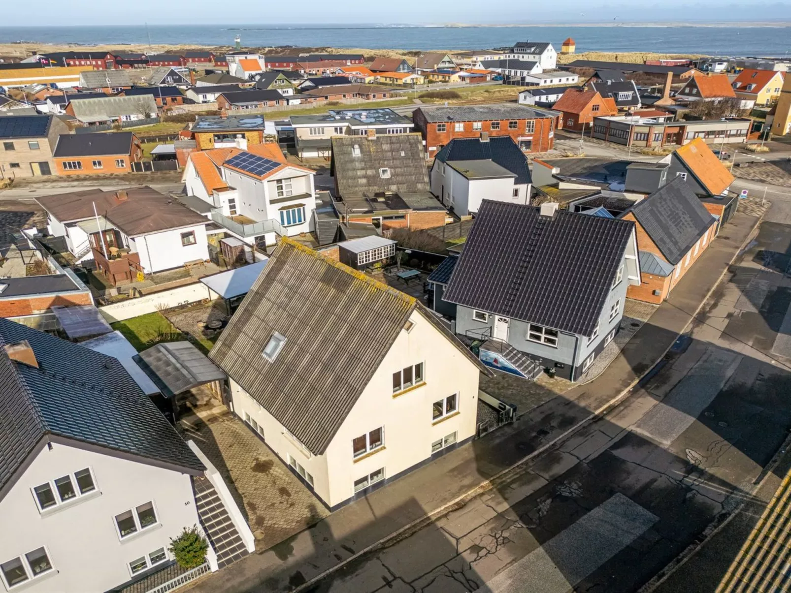 "Ullakarin" - 200m from the sea-Outside