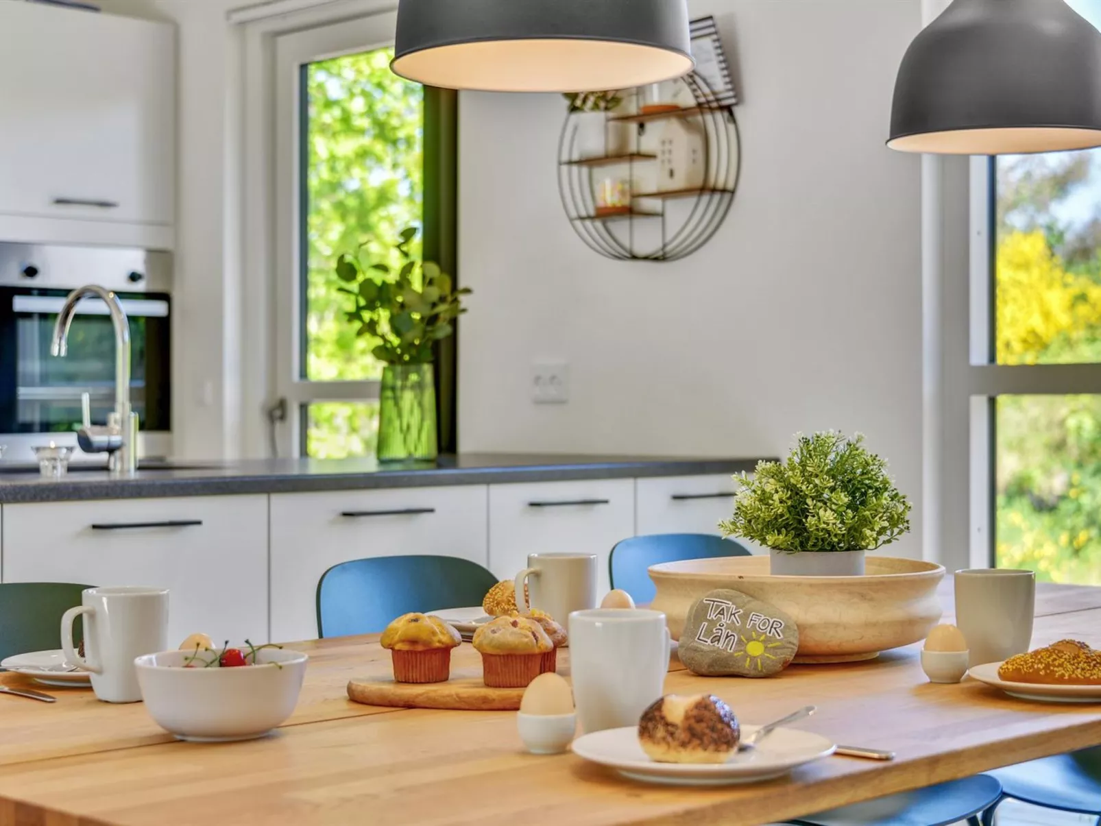 "Merve" - 800m to the fjord-Inside