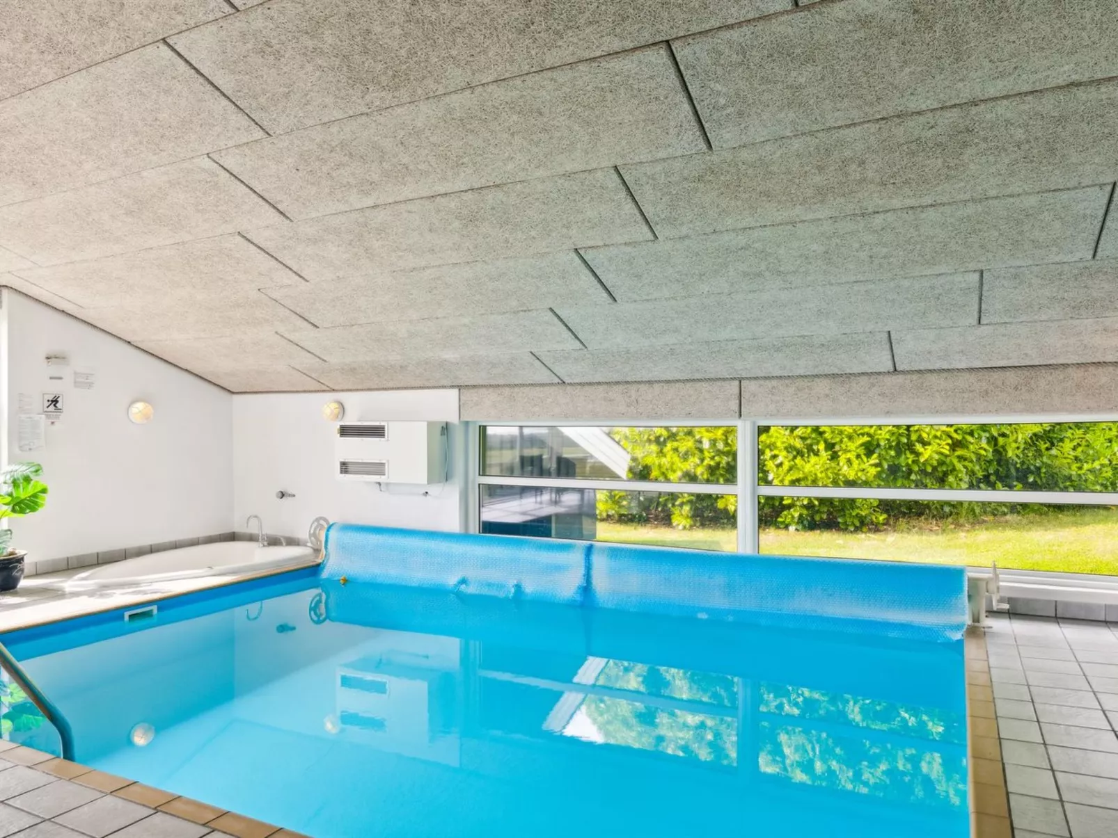 "Katharine" - 175m from the sea-Dehors