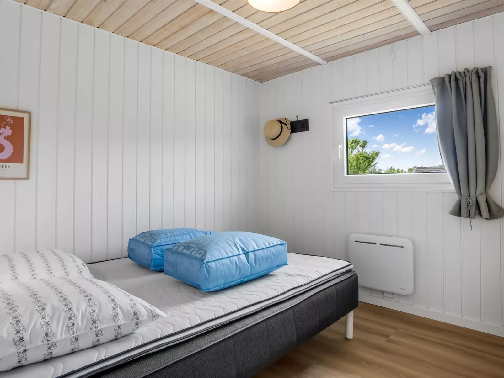 "Apelone" - 800m from the sea-Inside