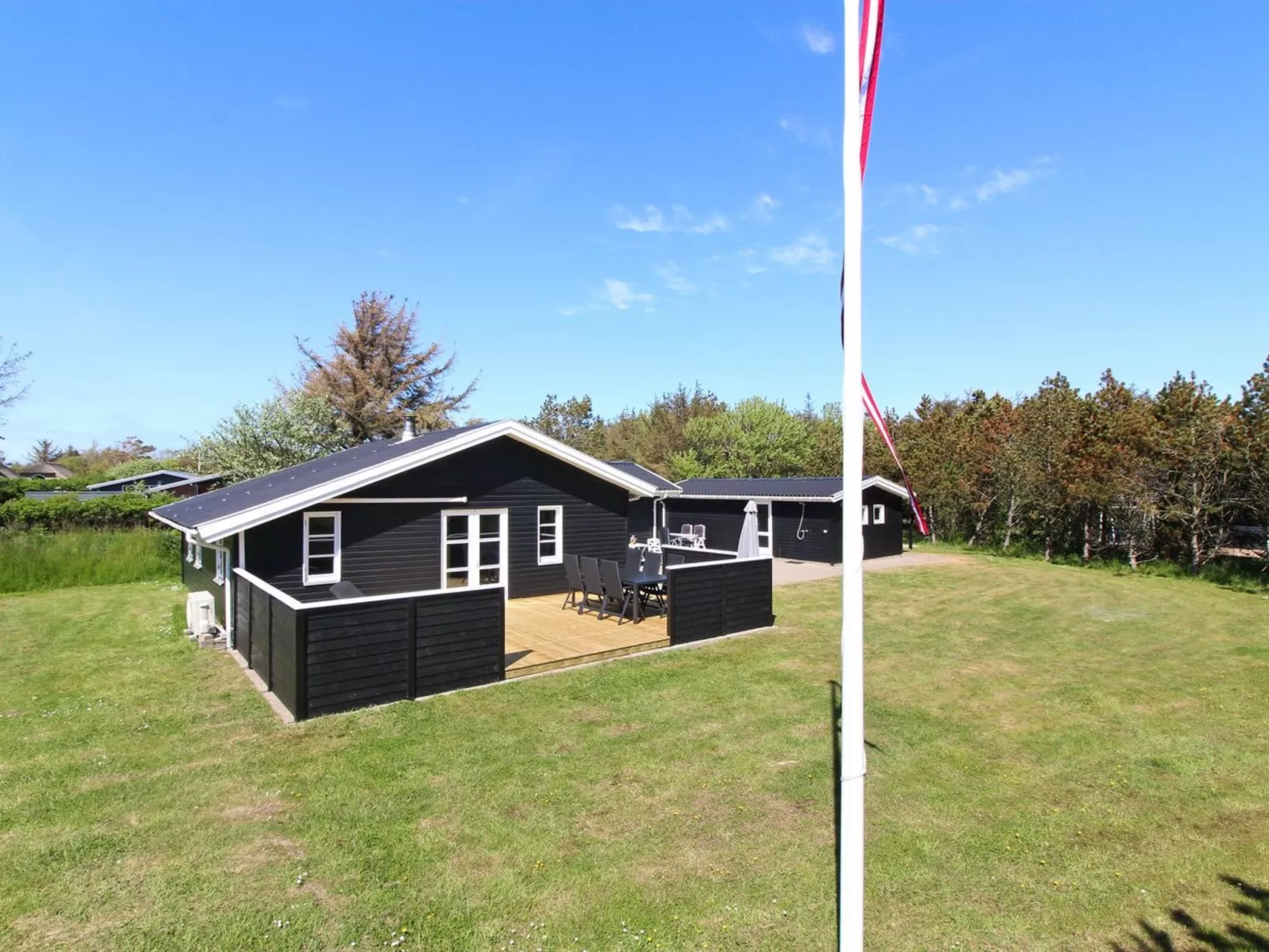 "Hillmari" - 200m from the sea-Outside