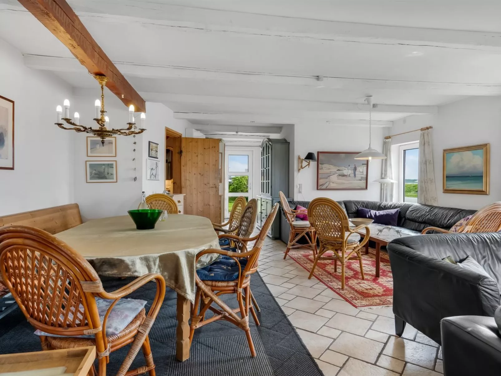 "Edvardsine" - 20m to the fjord-Dedans