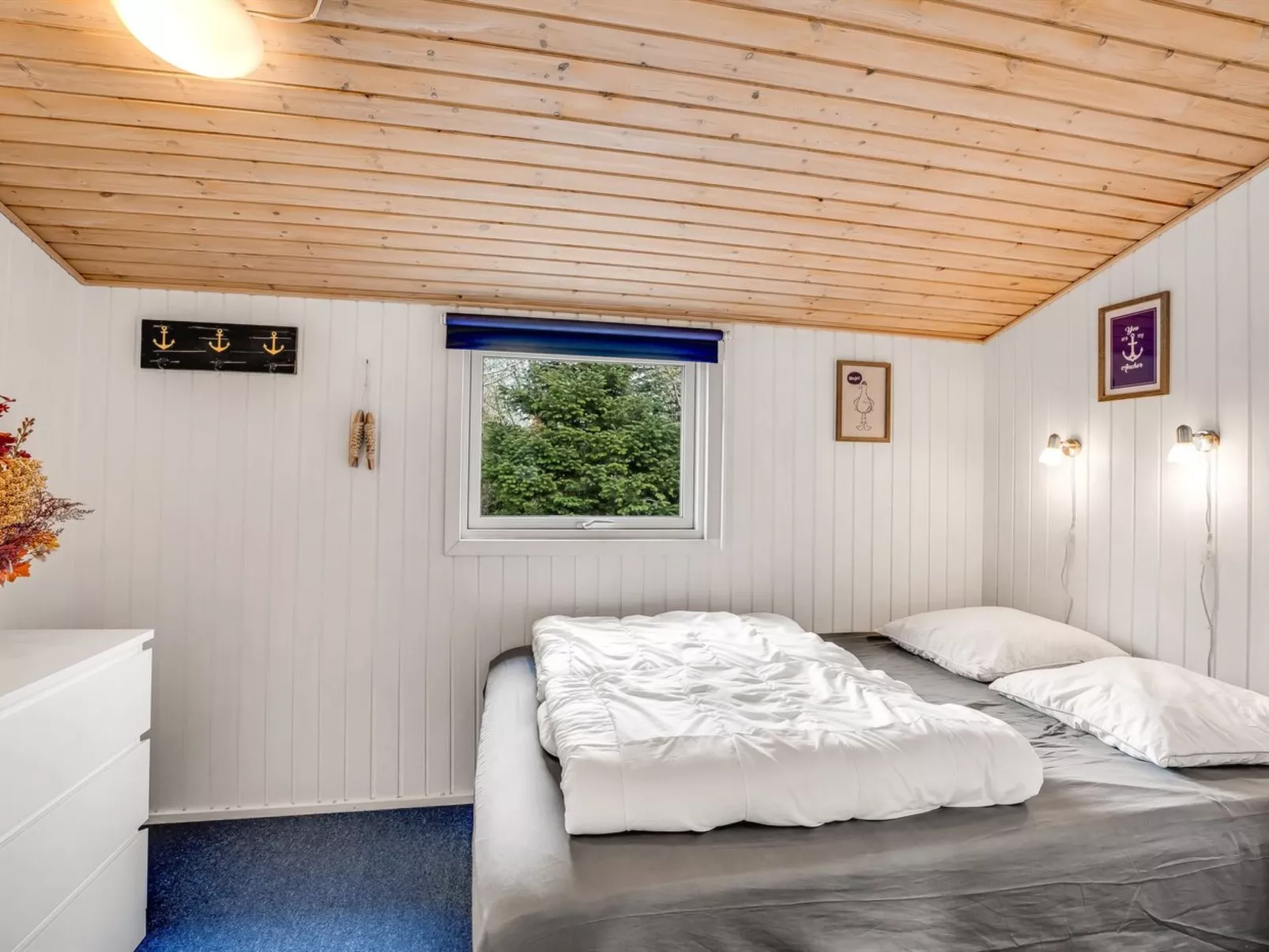 "Binta" - 800m from the sea-Drinnen