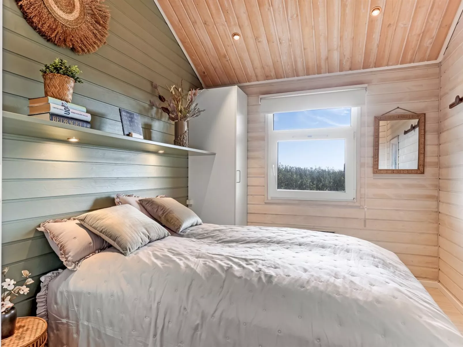 "Aster" - 150m from the sea-Inside