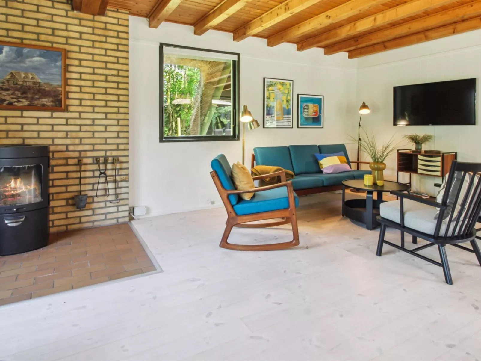 "Kersta" - 3.3km from the sea-Inside