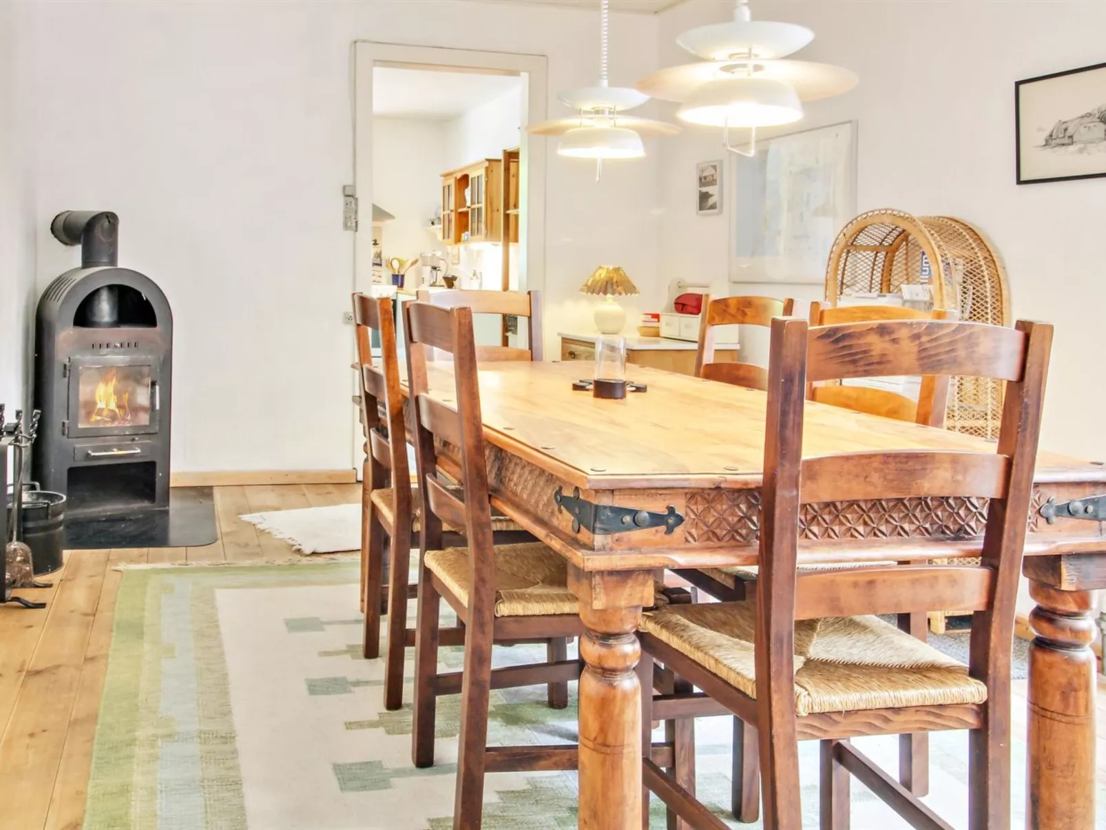 "Kiri" - 24km from the sea-Inside