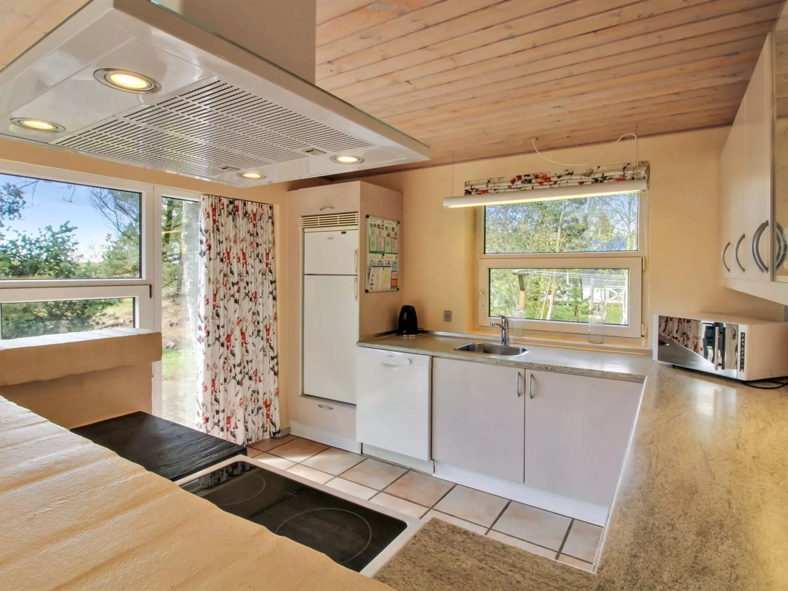 "Alina" - 1km from the sea-Inside