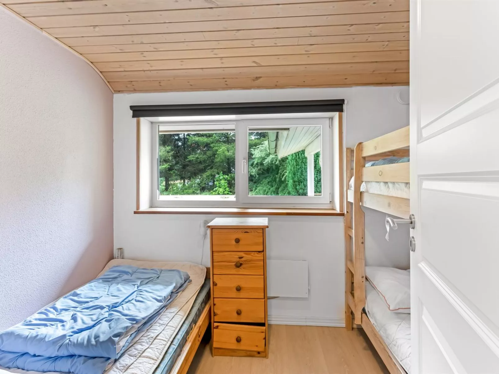 "Samine" - 2km from the sea-Inside