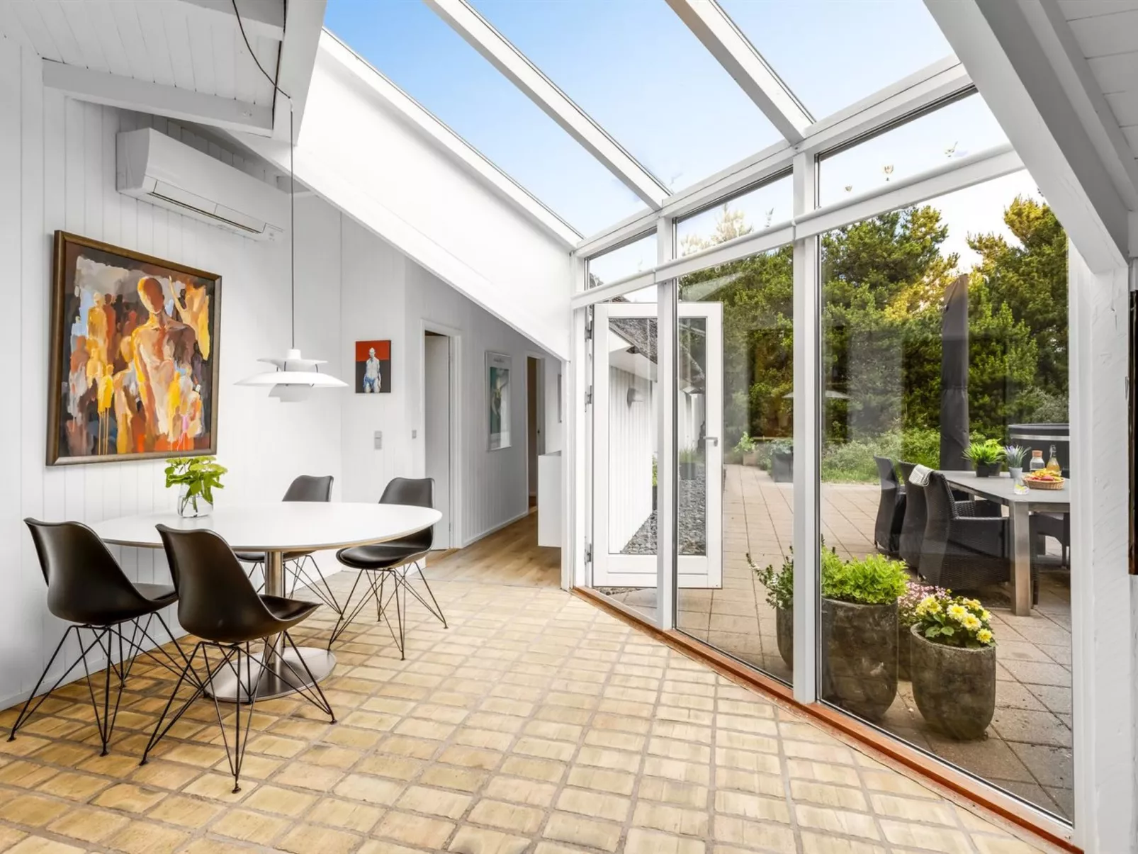 "Pihla" - 1.1km from the sea-Inside