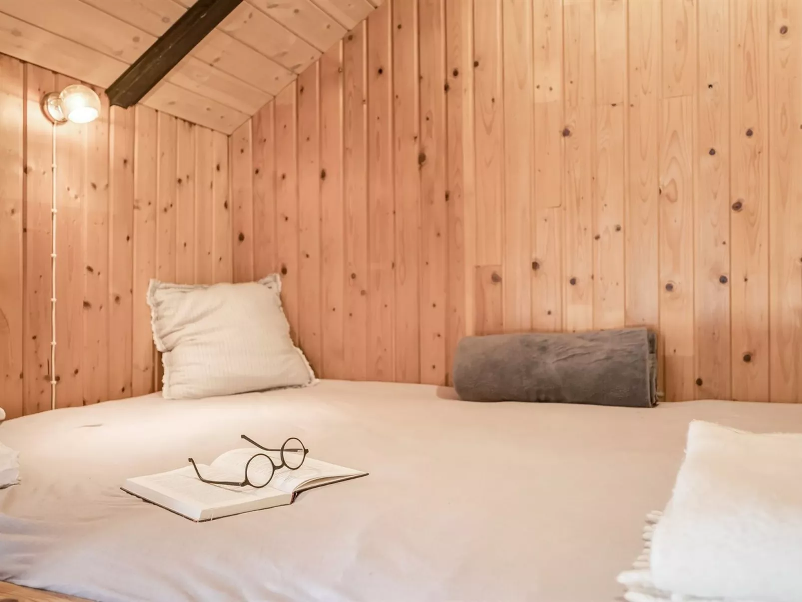 "Kadife" -  from the sea-Inside