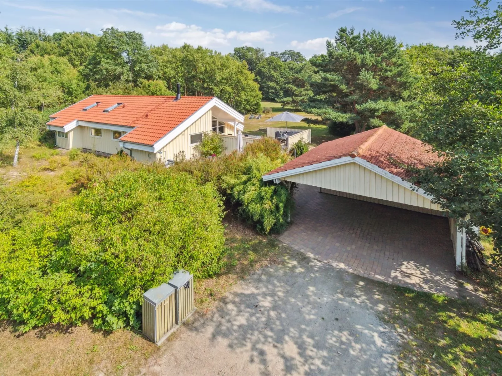 "Vamika" - 300m from the sea-Outside