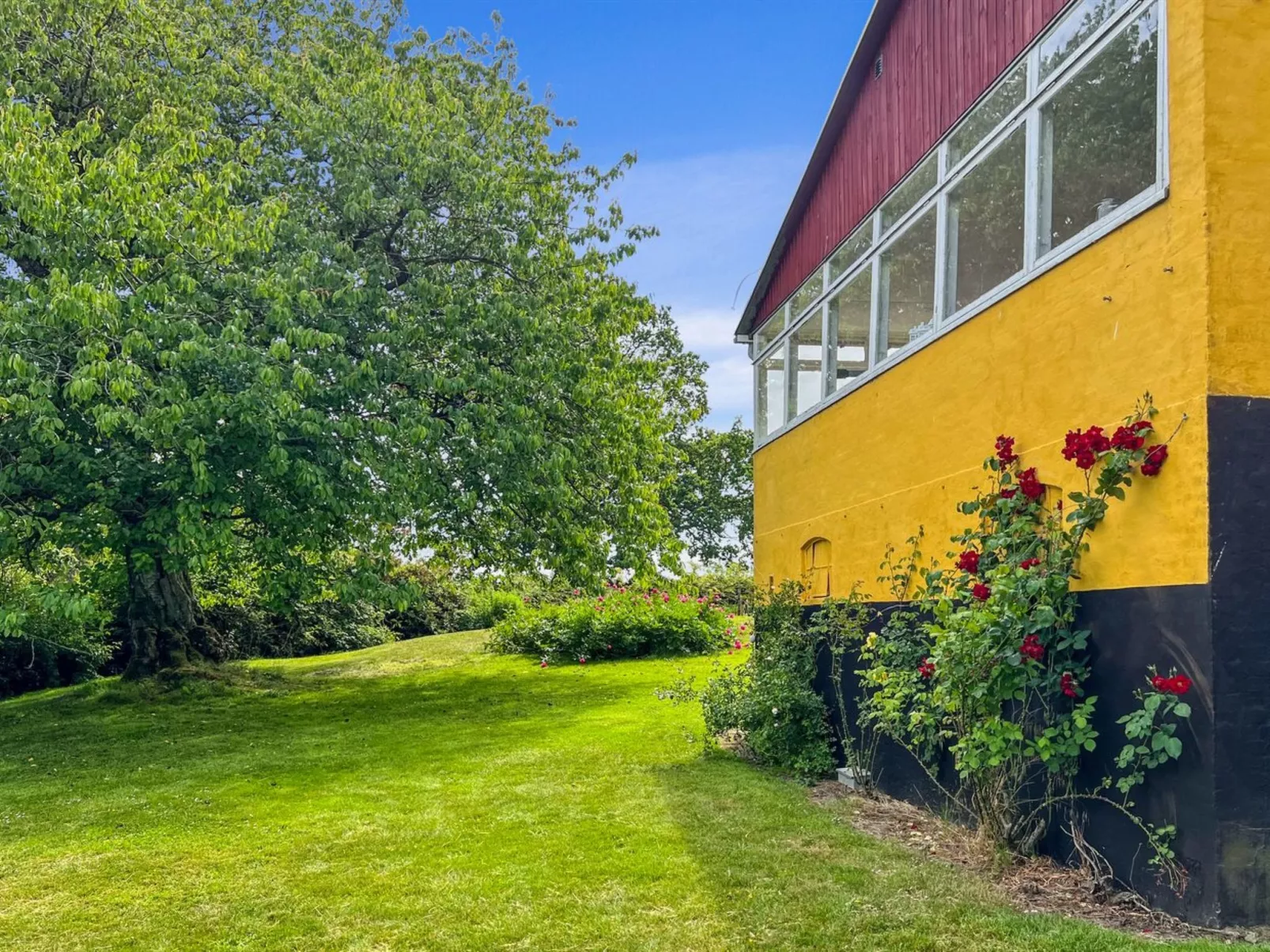 "Garbine" - 1.5km from the sea-Outside