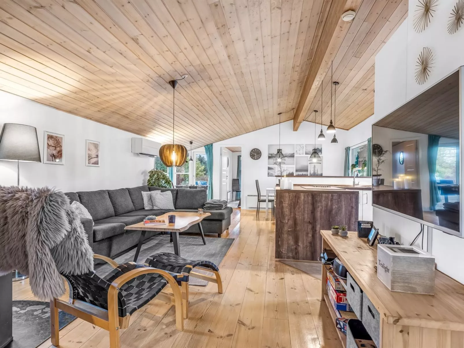 "Estella" - 900m from the sea-Drinnen