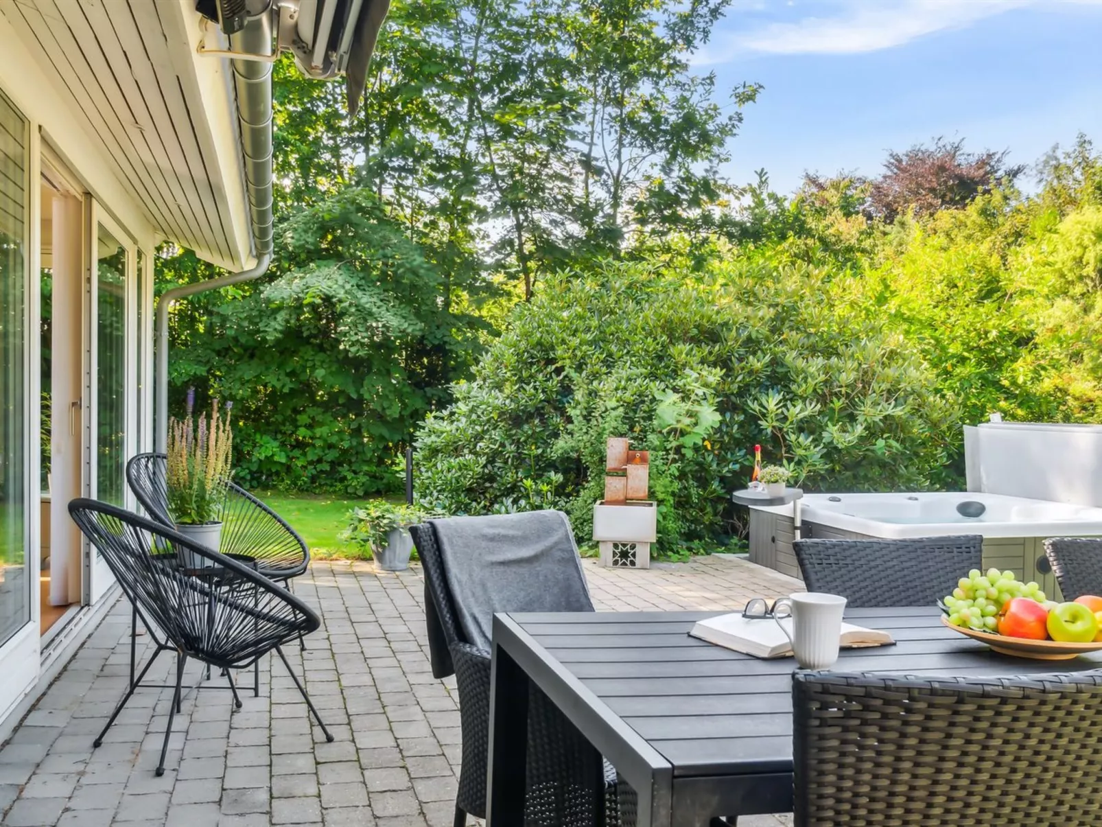 "Hjalmine" - 1.4km from the sea-Outside