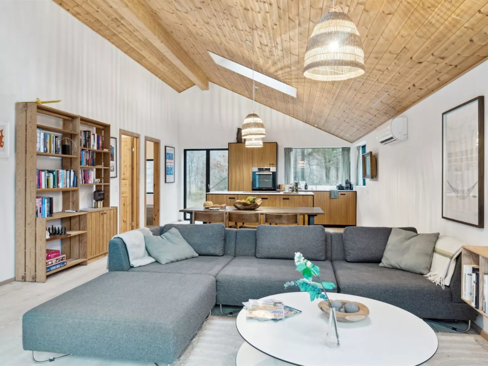 "Dagino" - 200m from the sea-Inside