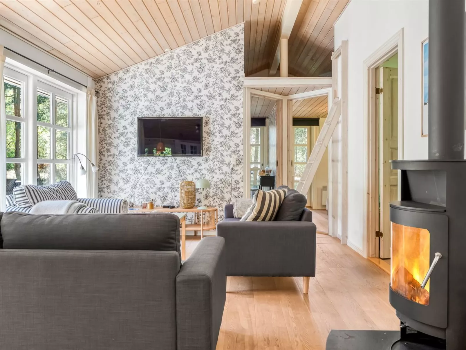 "Eikka" - 1km from the sea-Inside