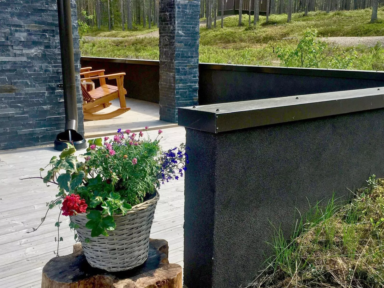 Levi hillside-Drinnen