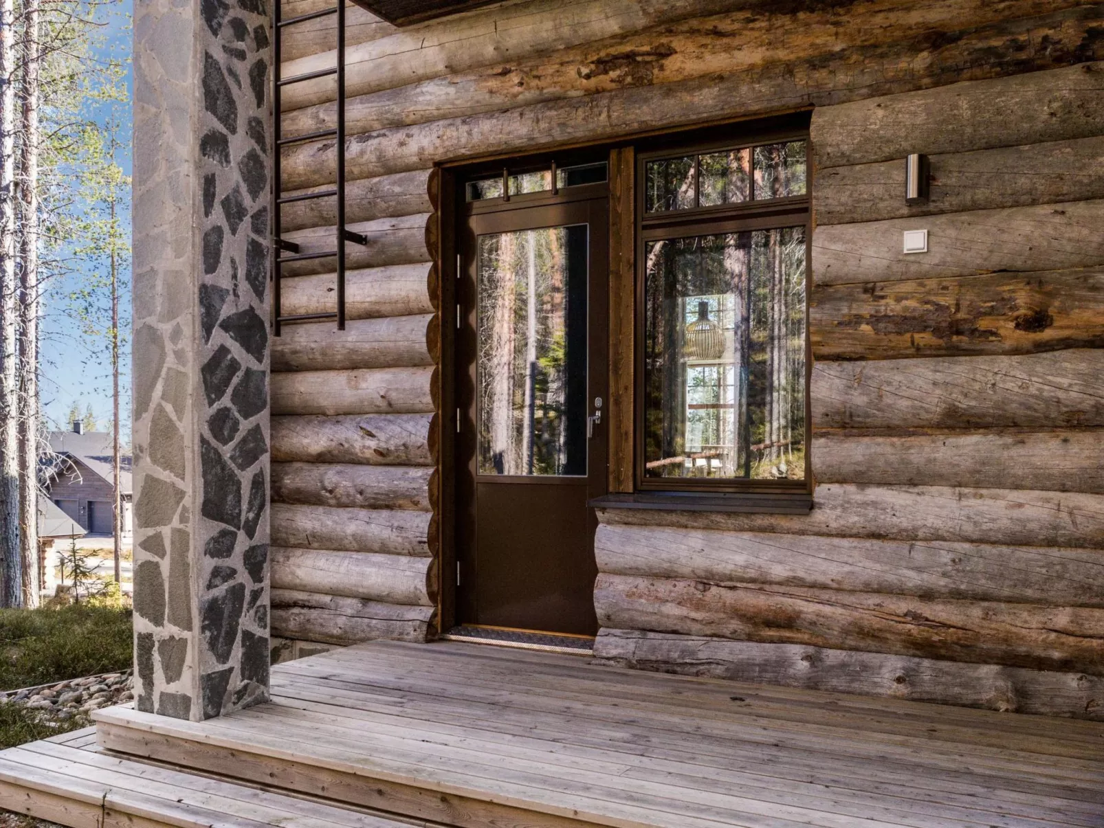 Karhunkieppi 11b-Drinnen