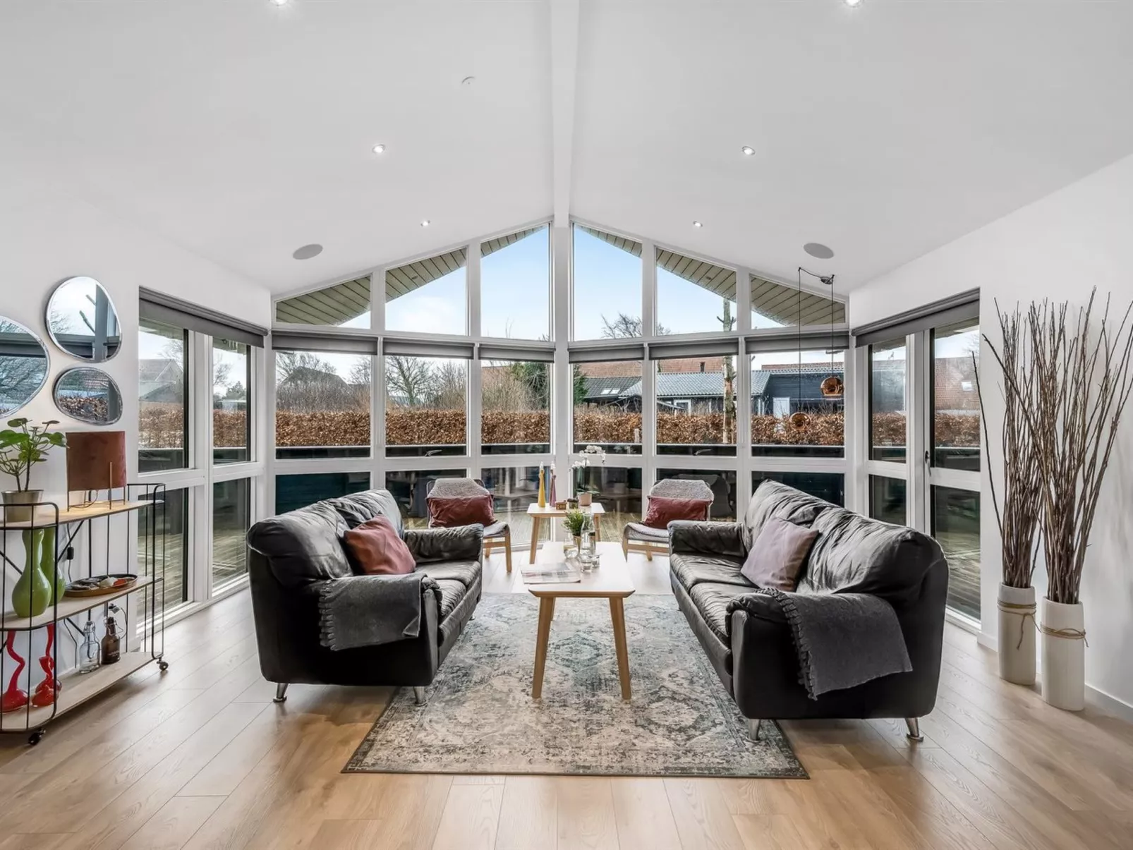 "Carlie" - 250m to the fjord-Inside