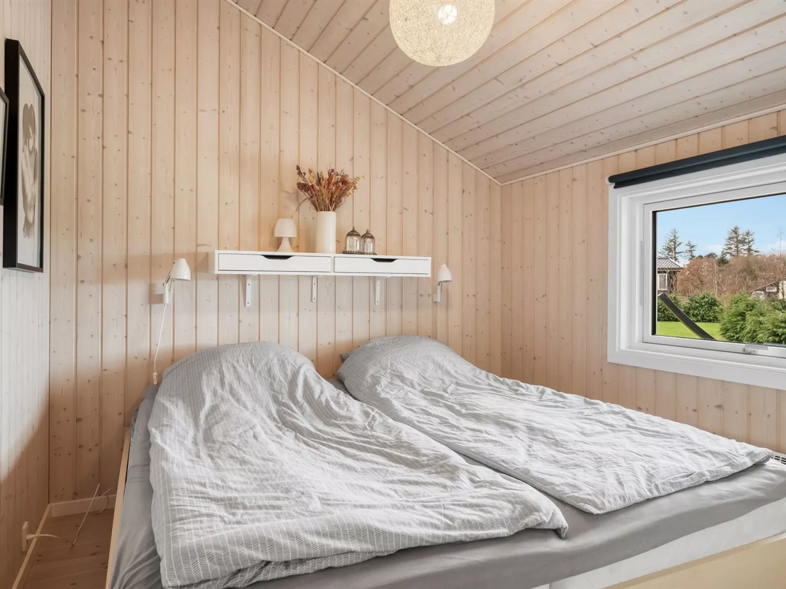 "Antero" - 500m to the fjord-Inside