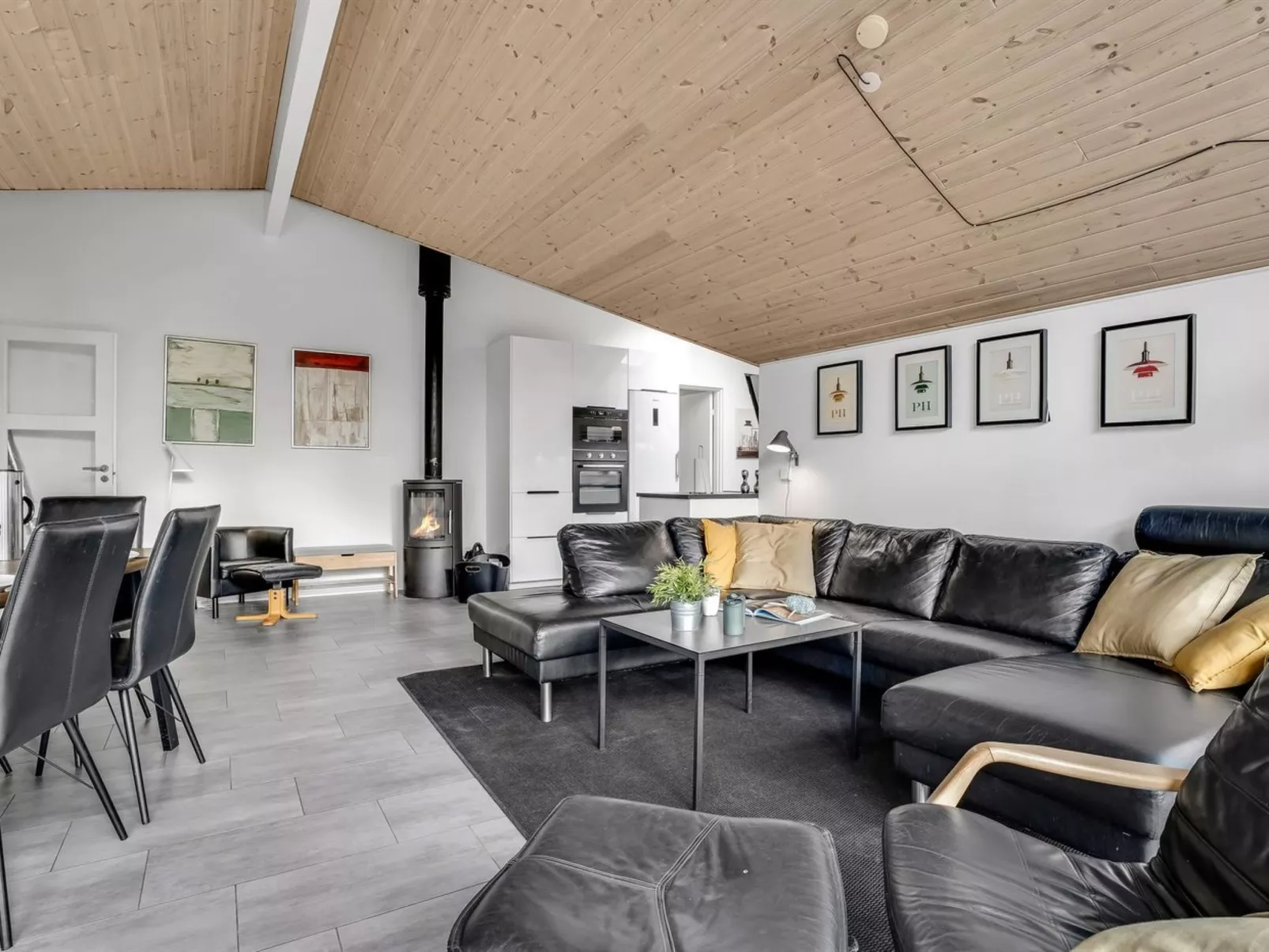 "Srebrenka" - 900m from the sea-Inside