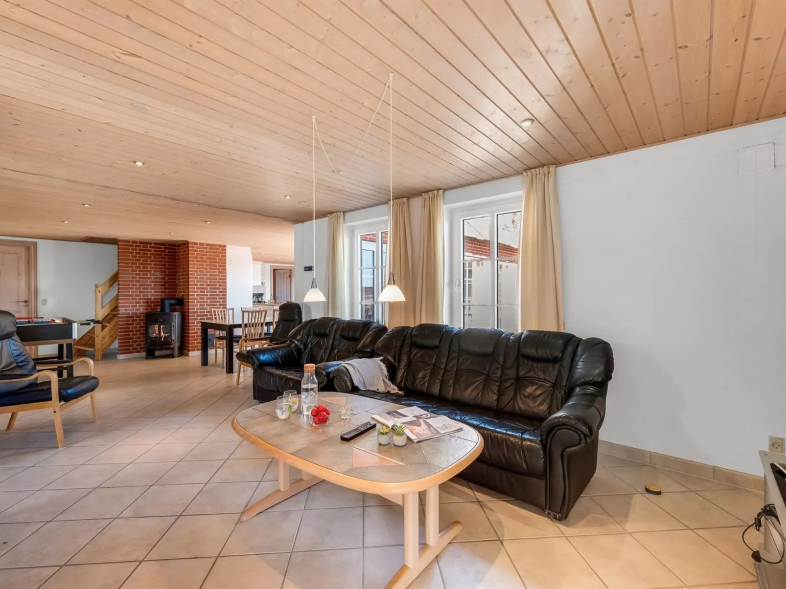 "Gytha" - 75m from the sea-Drinnen