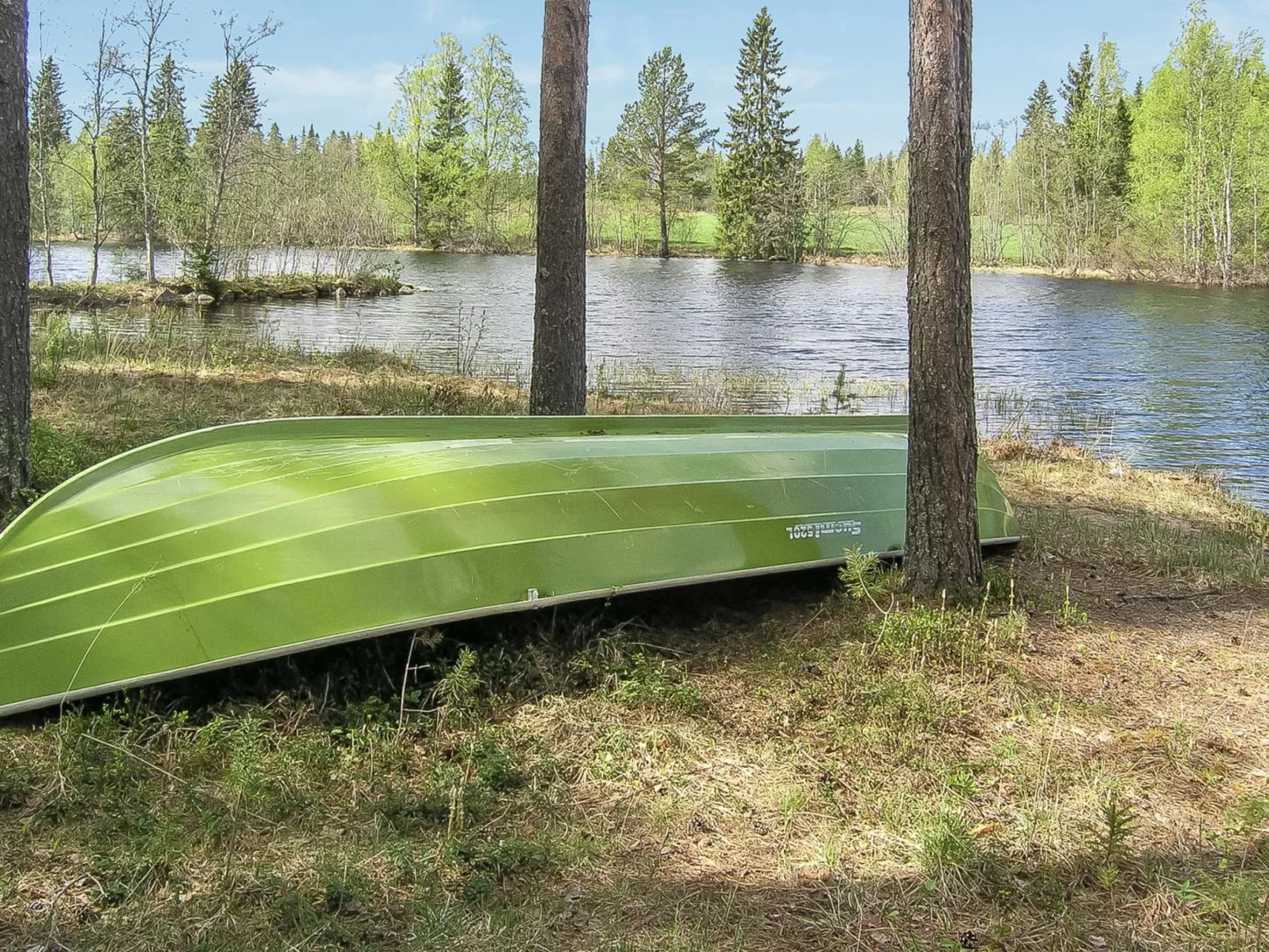 Yläneuvola niemi-Inside