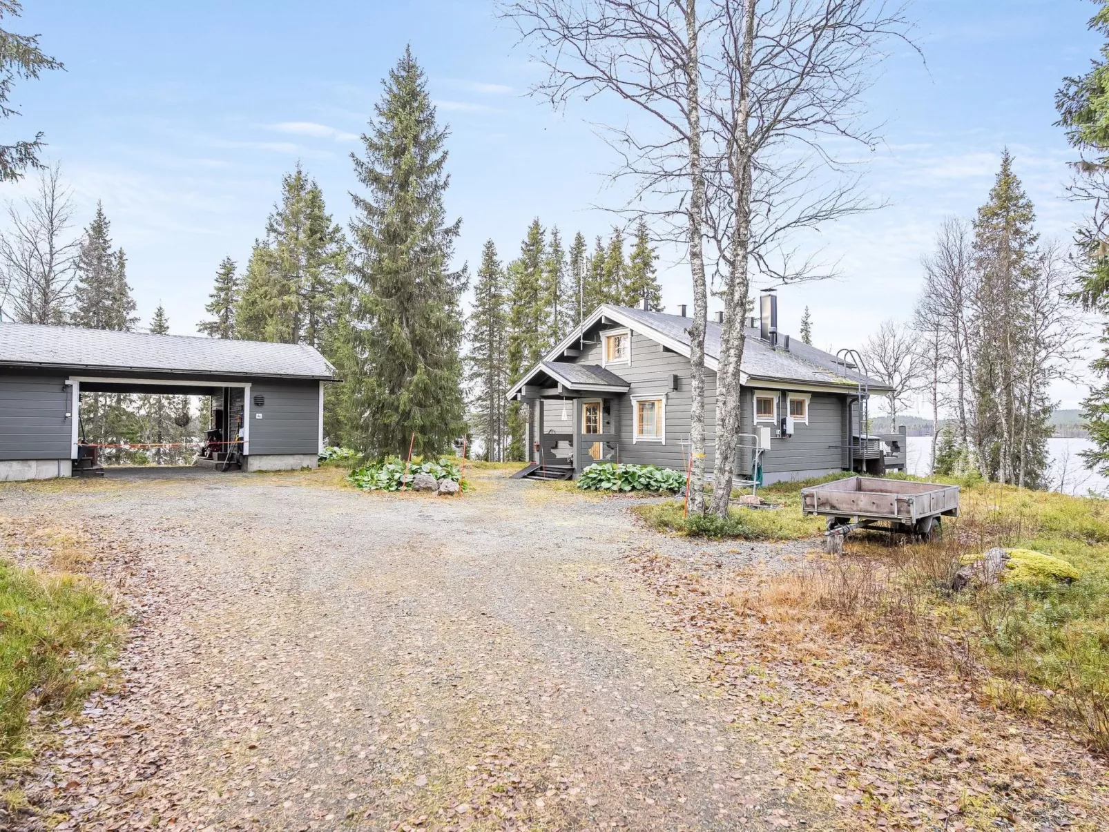 Rukaniemen kontio-Dedans