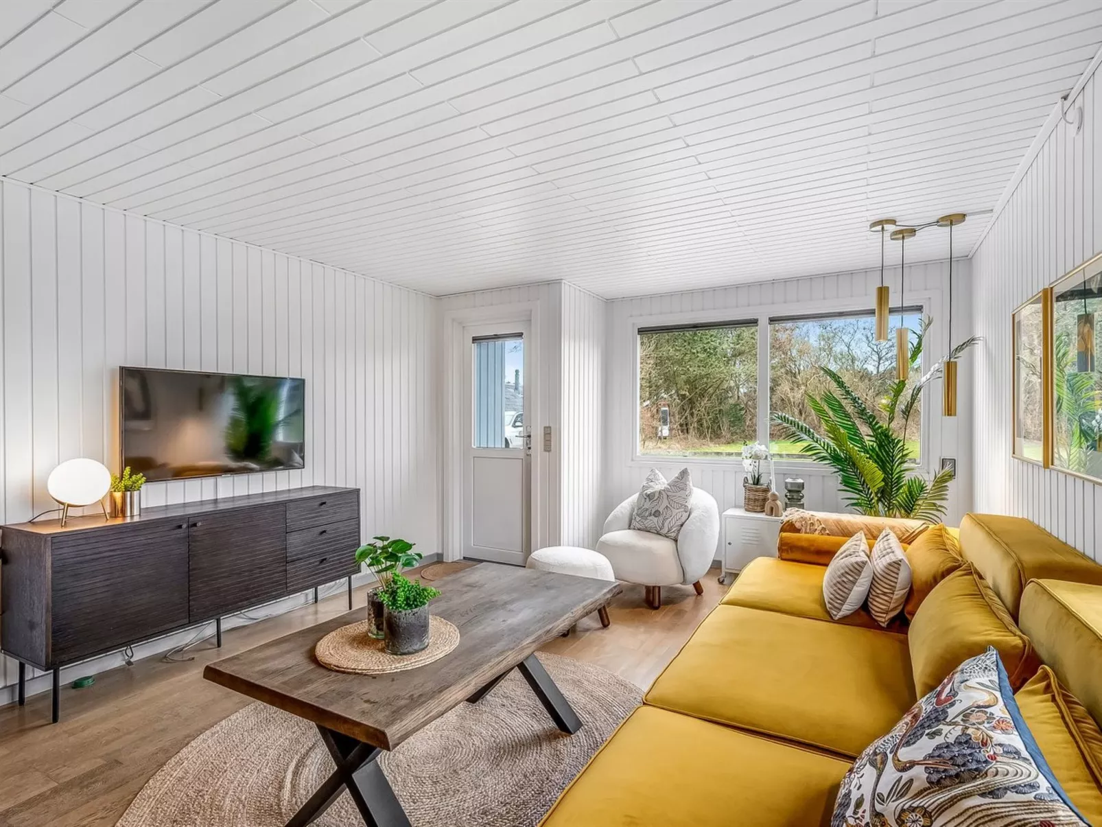 "Heike" - 700m to the fjord-Drinnen