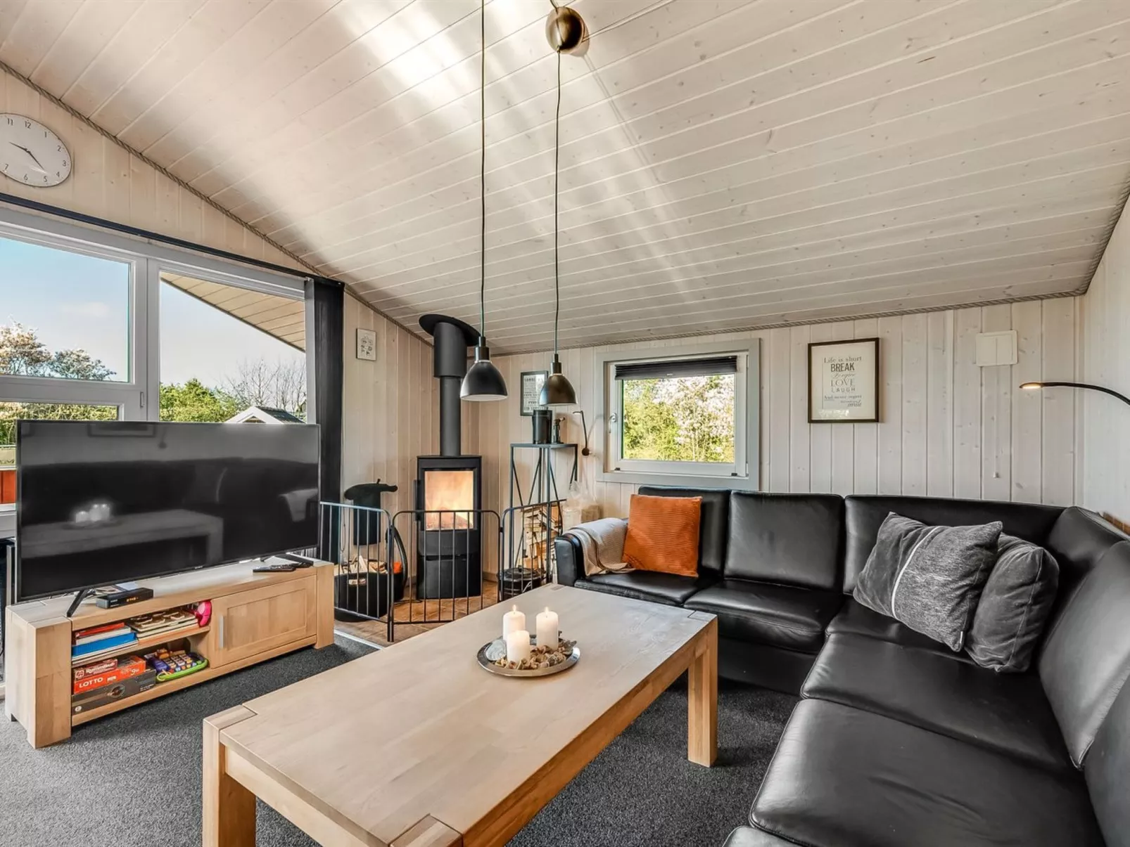 "Seba" - 1km to the fjord-Inside