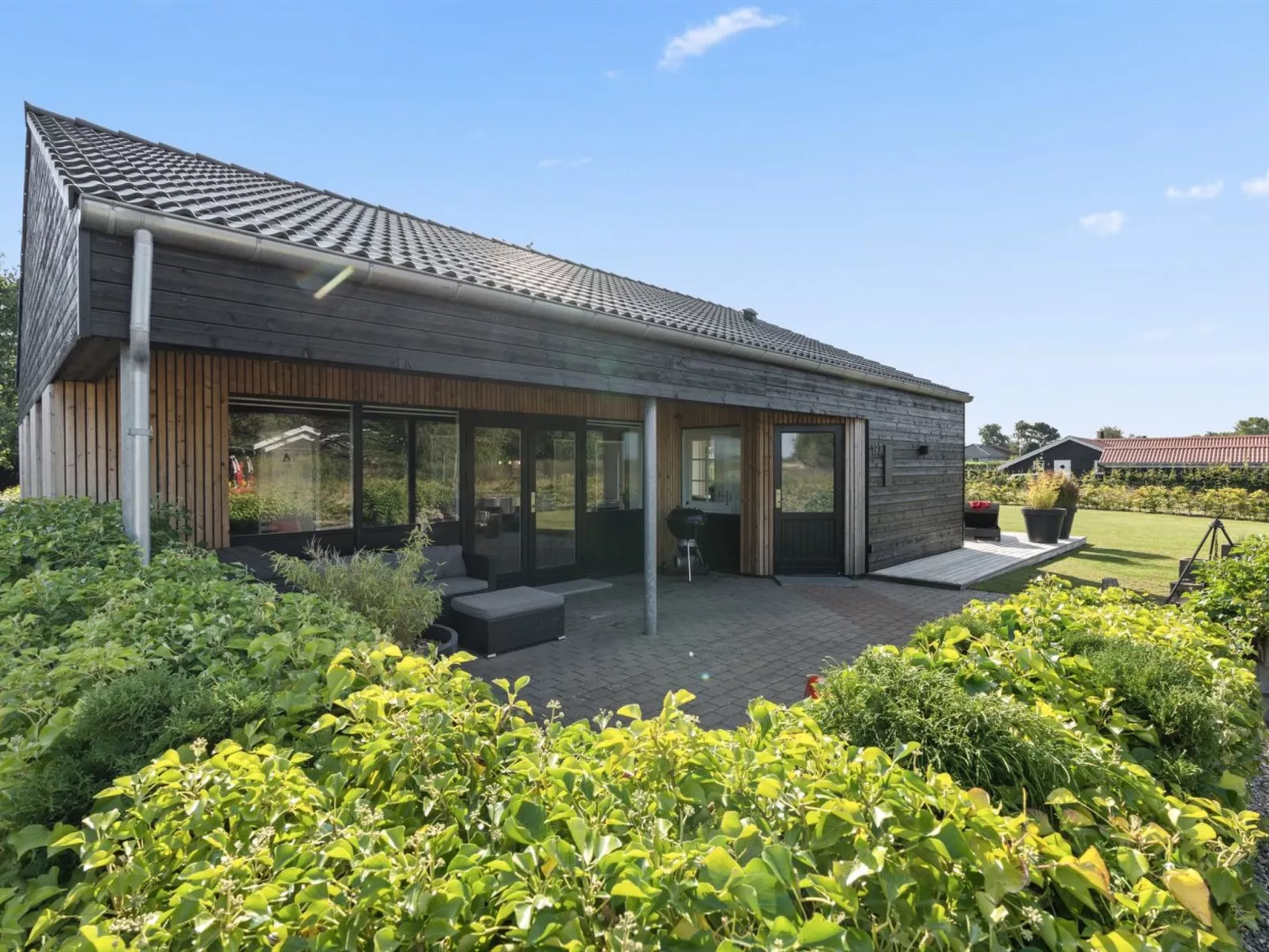 "Harri" - 400m from the sea-Outside