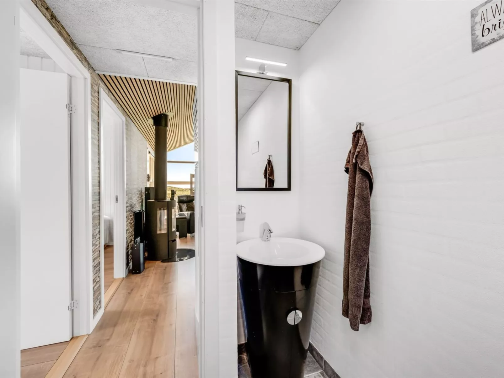 "Ema" - 500m from the sea-Drinnen