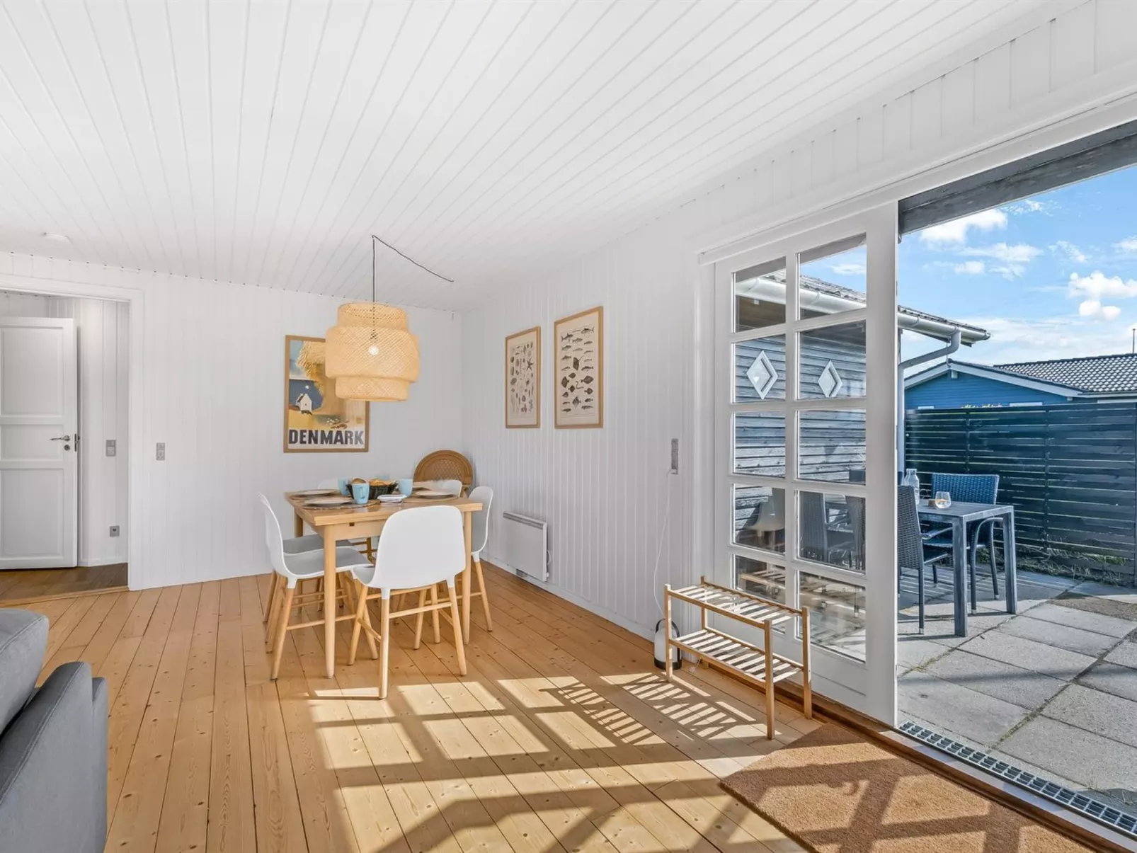 "Åse" -  from the sea-Dedans