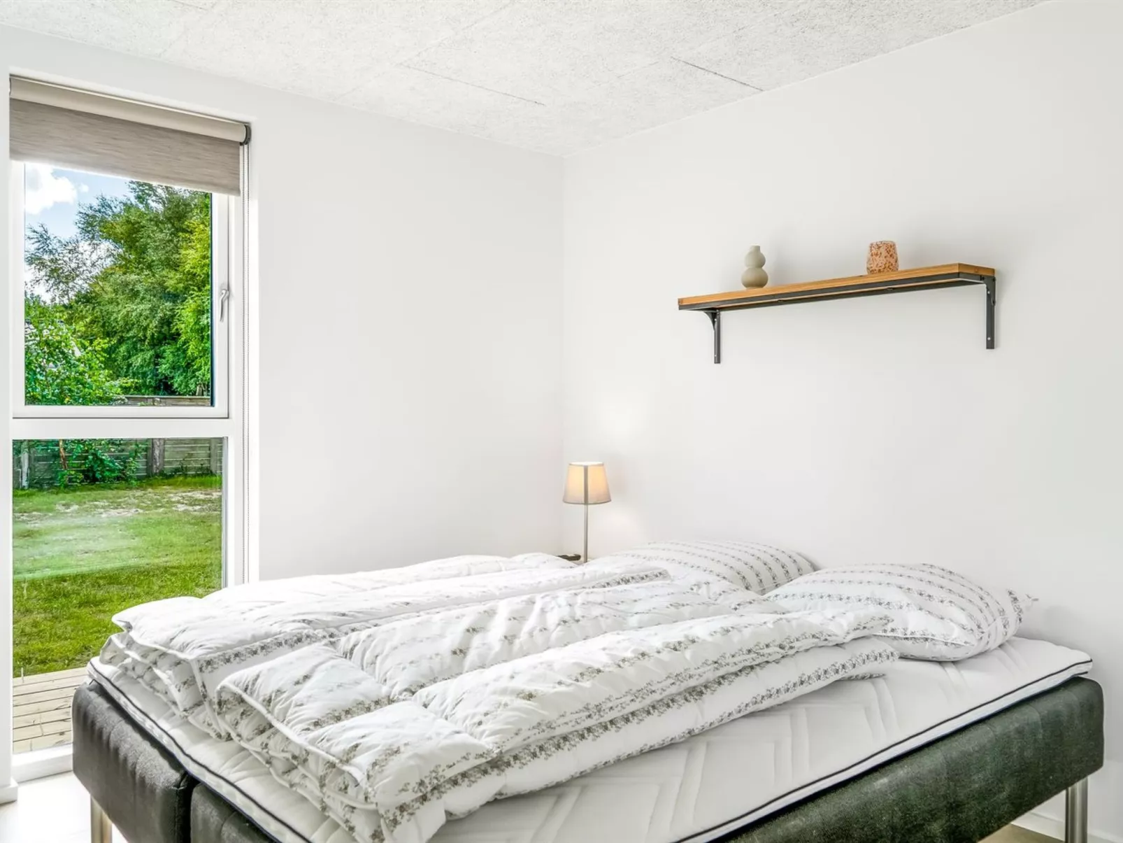 "Zoya" -  from the sea-Dedans