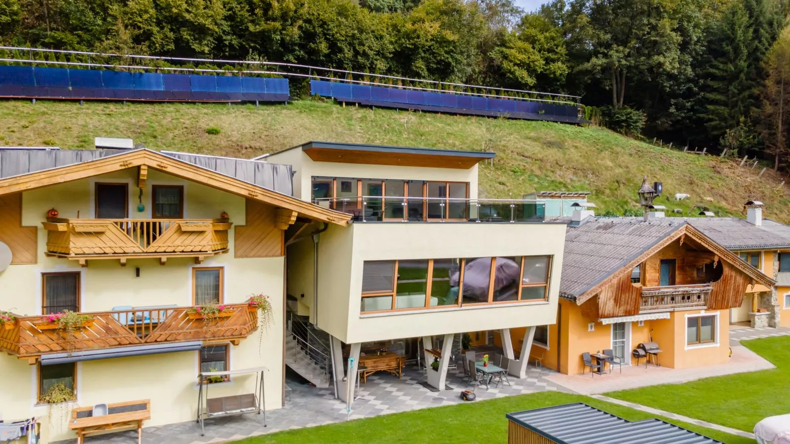 11er Kogel-Exterior in summer