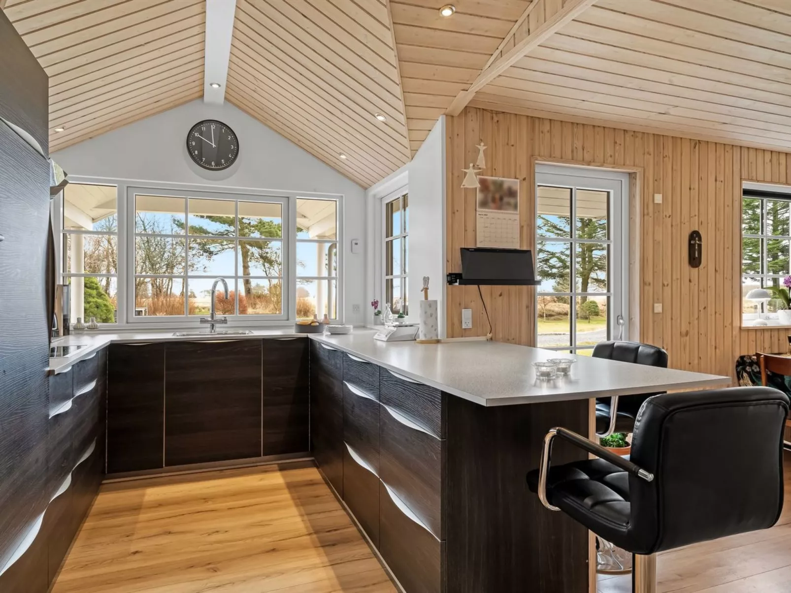 "Bodulf" - 850m from the sea-Inside