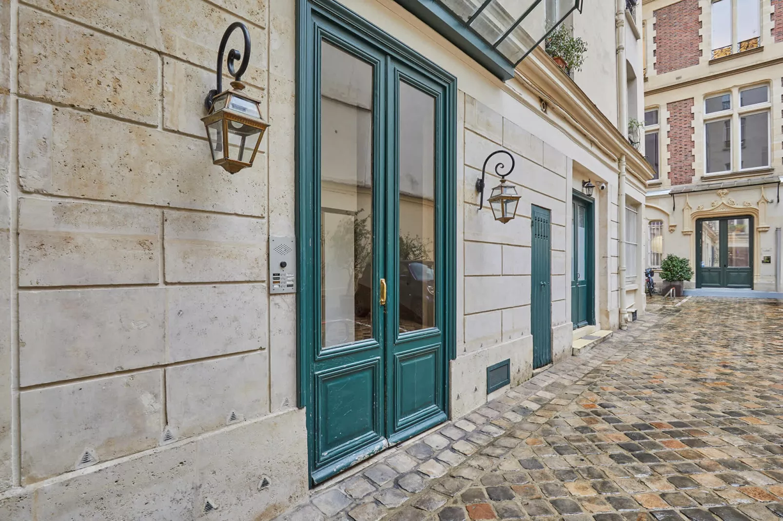 COLISEE D-Image-tags.