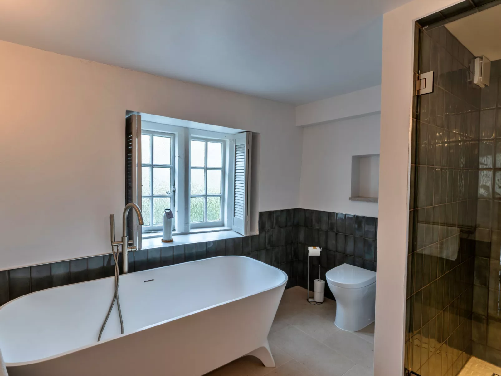 ARC Painswick-Inside