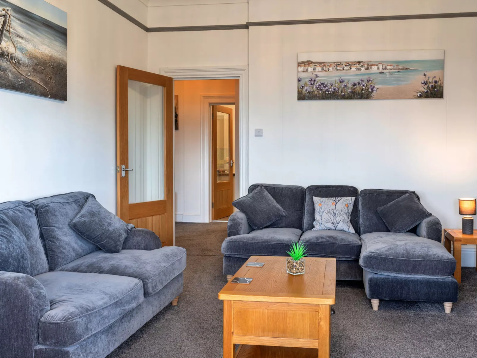 No. 6 Porthgwidden-Inside