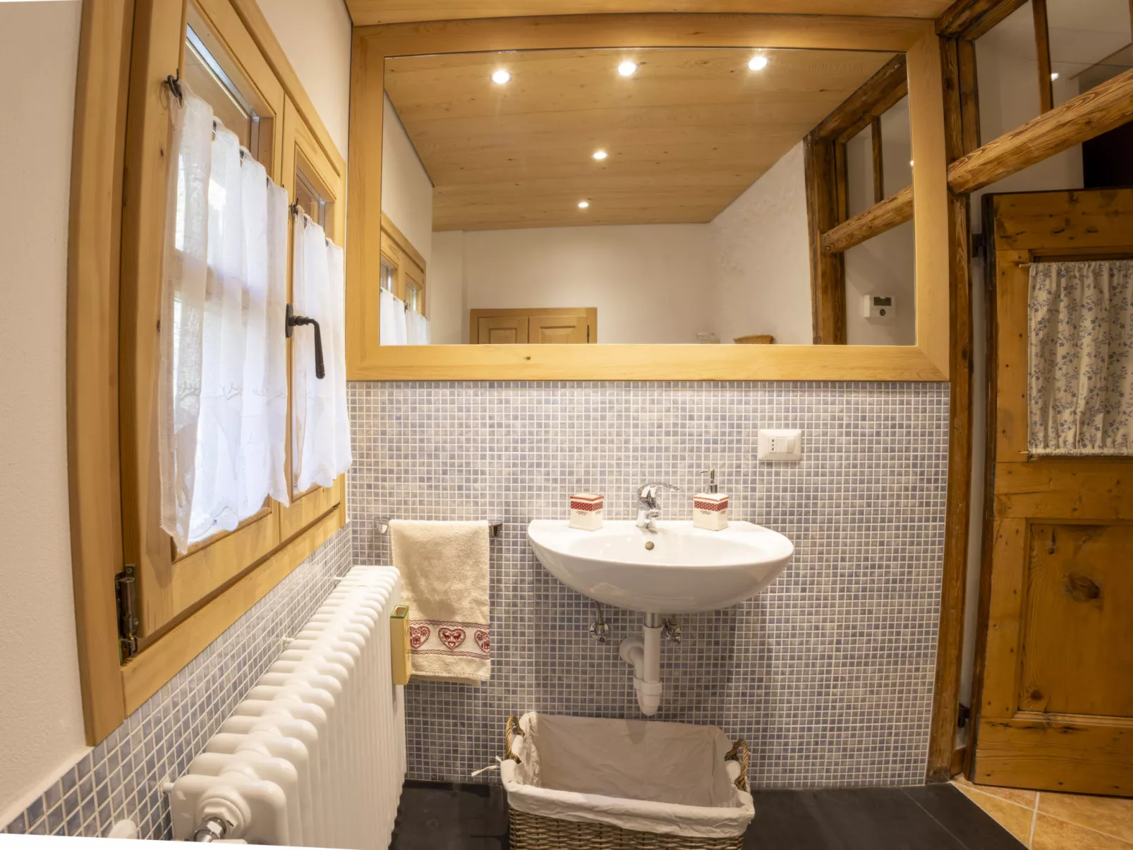 Pozzaglio Mountain Home-Dedans