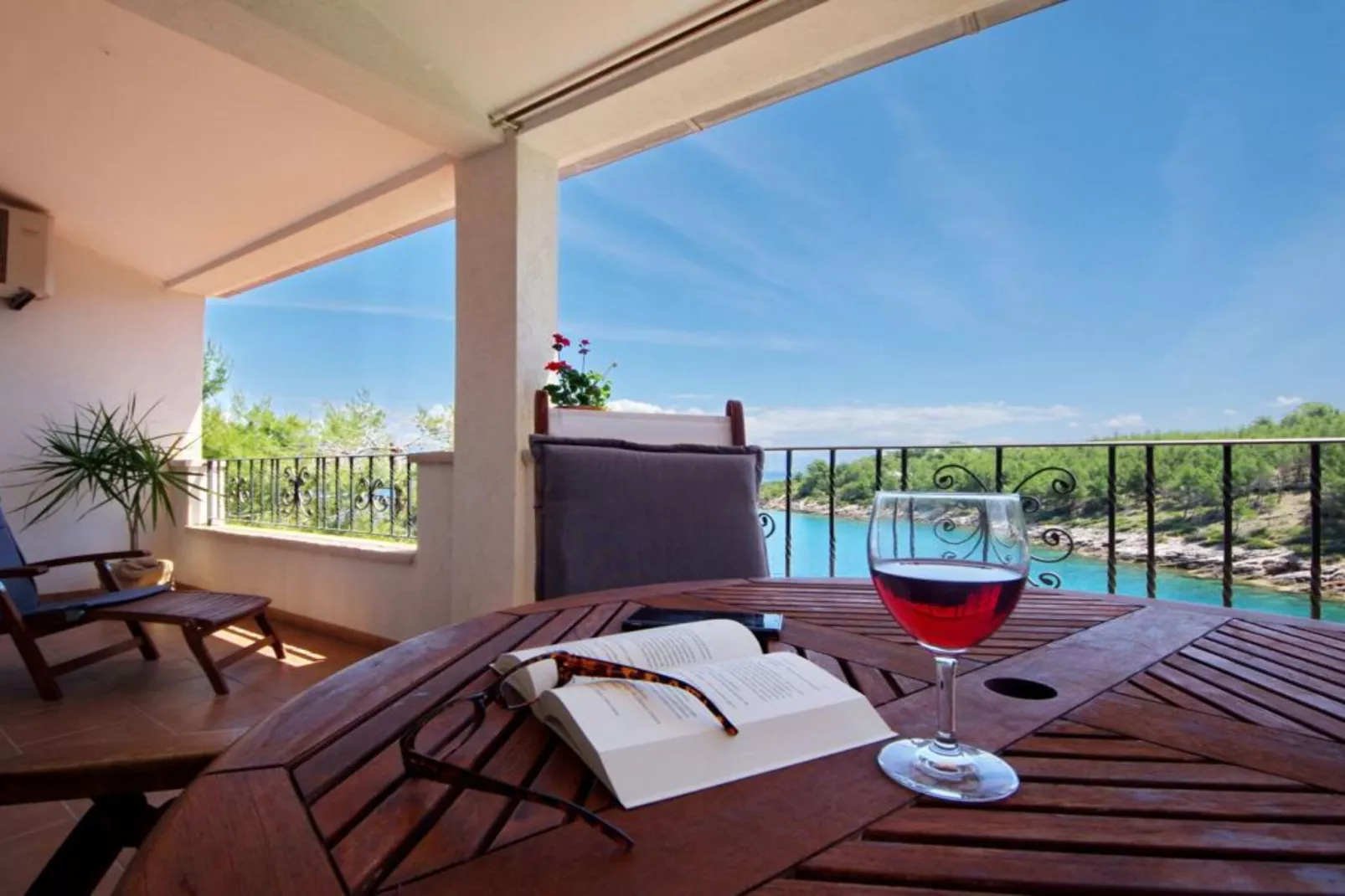 Two-Bedroom Apartment (Lavanda)-Terrace